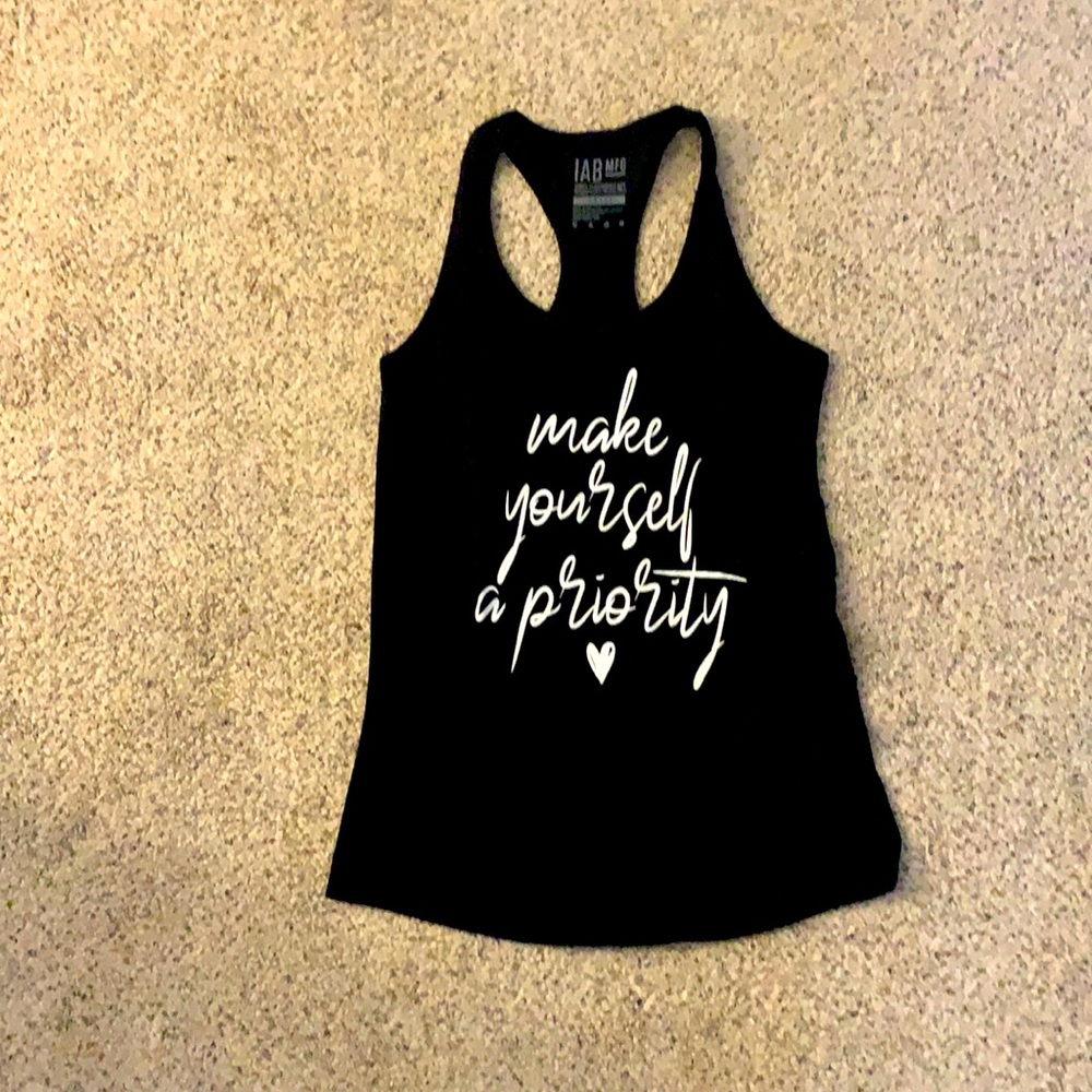 IABMFG motivational tank size s never worn!